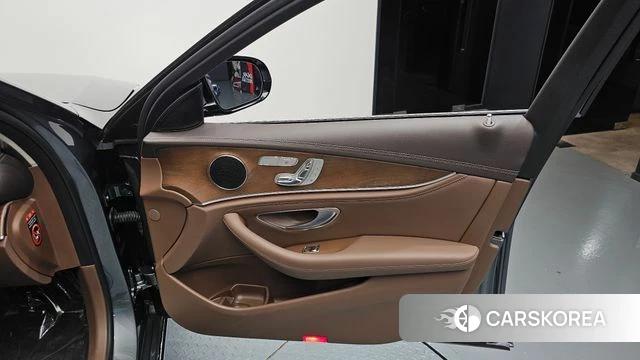 Mercedes-Benz E-Class W213 id 4459163 из Кореи 16