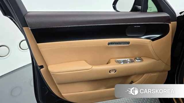 Genesis G90 (RS4) id 4382578 из Кореи 16