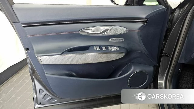 Genesis GV70 id 4849153 из Кореи 16