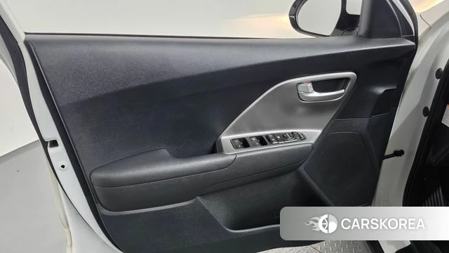 Kia Niro Plus id 4854140 из Кореи 16