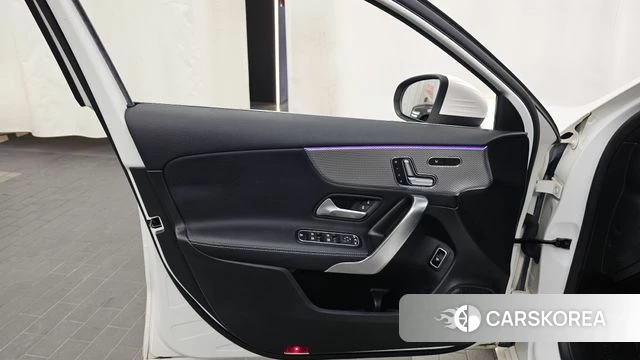 Mercedes-Benz A-Class W177 id 4683696 из Кореи 16
