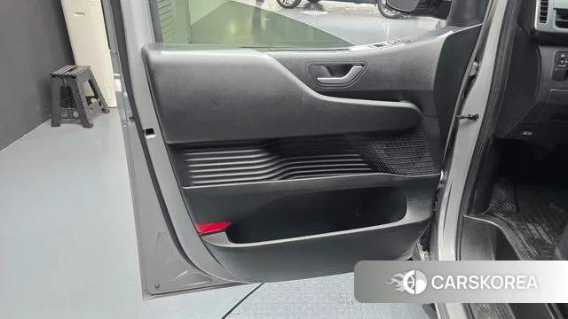 Hyundai Staria id 4893865 из Кореи 16