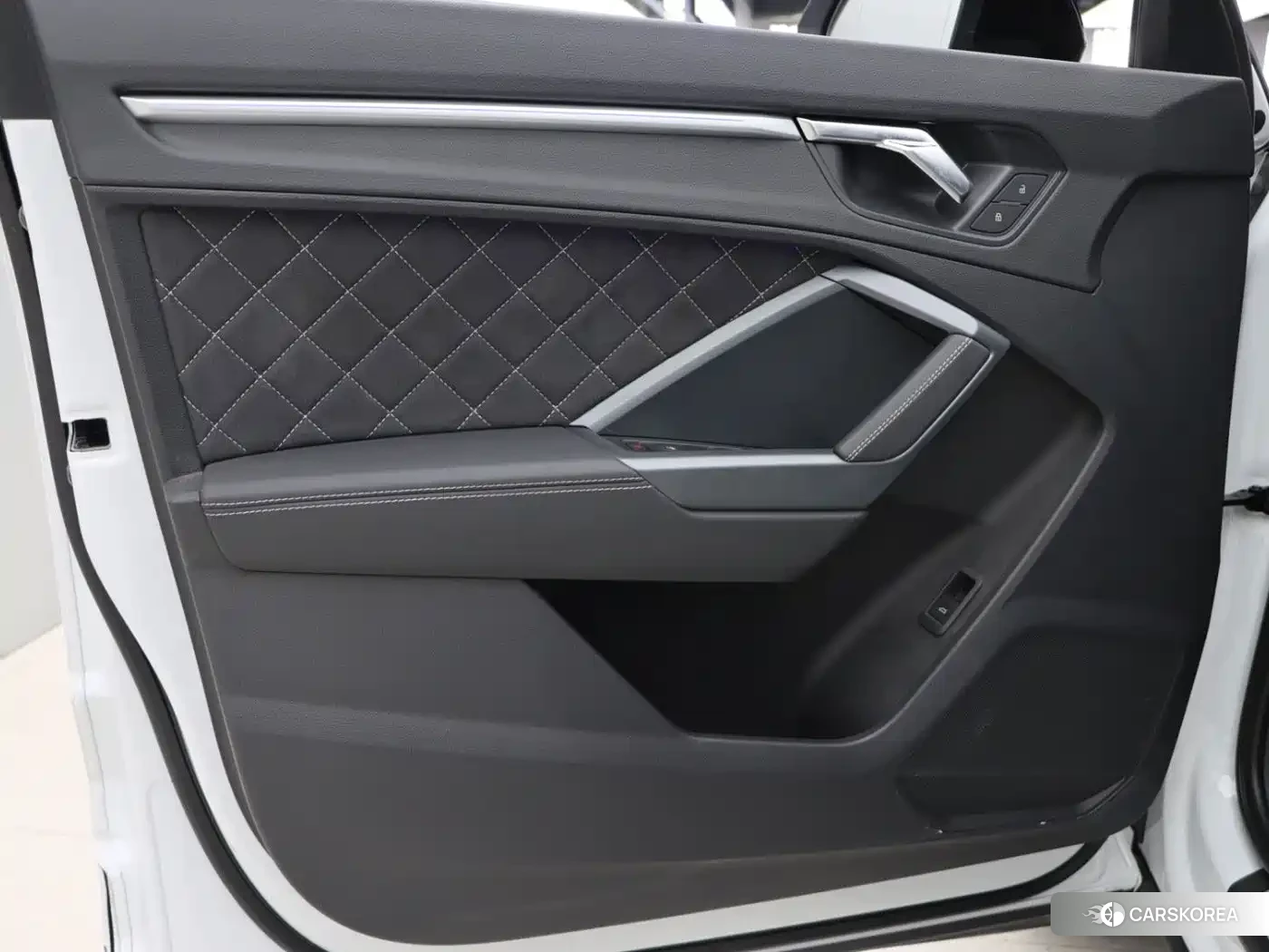 Audi Q3 Sportback id 4601083 из Китая 16
