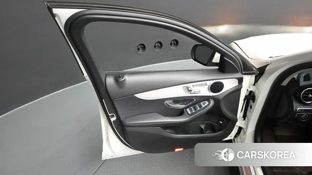 Mercedes-Benz C-Class W205 id 4765542 из Кореи 16