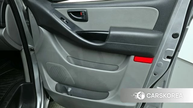 Hyundai The New Grand Starex id 4501658 из Кореи 16