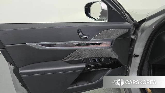 BMW 7 Series (G70) id 4608163 из Кореи 16