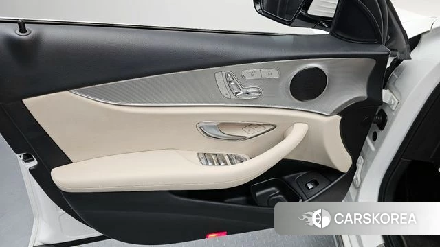 Mercedes-Benz E-Class W213 id 4188698 из Кореи 16