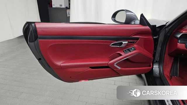 Porsche 911 id 4837333 из Кореи 16