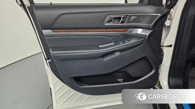 Ford Explorer id 4203611 из Кореи 16