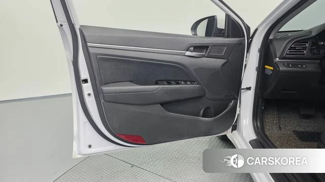 Hyundai The New Avante AD id 4447079 из Кореи 16