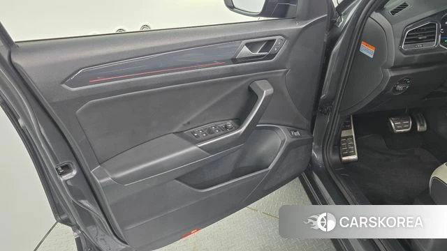 Volkswagen T-Roc id 4429211 из Кореи 16