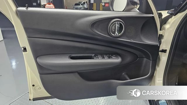 Mini Cooper Clubman id 4339254 из Кореи 16
