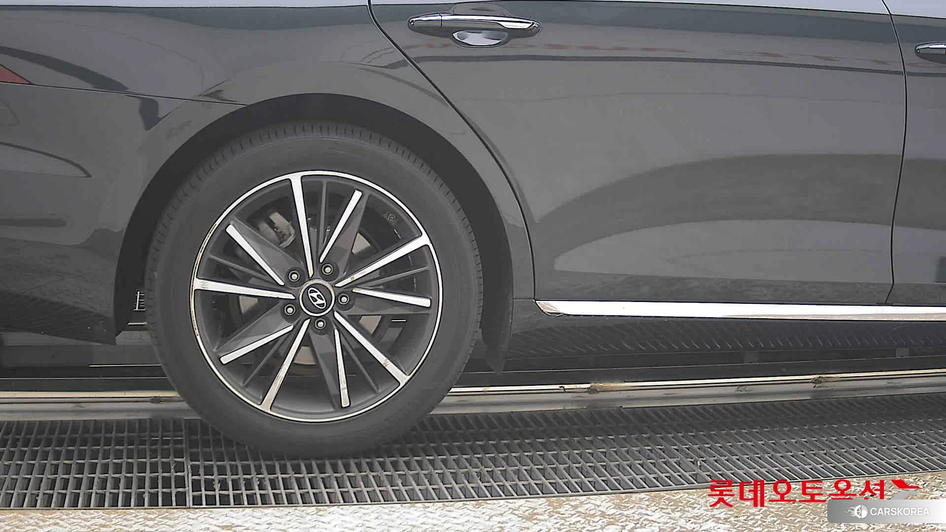 Hyundai Grandeur id 3882050 из Кореи 14