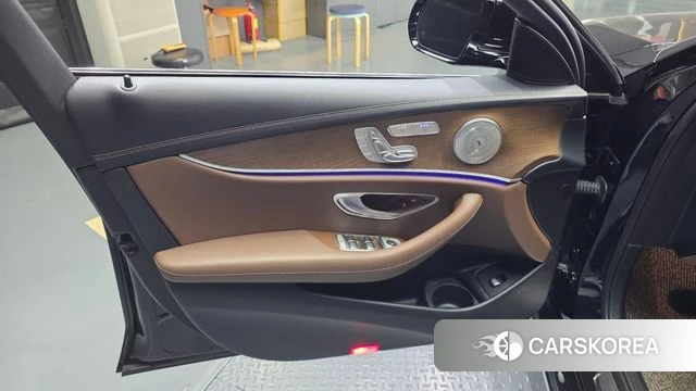 Mercedes-Benz E-Class W213 id 4186869 из Кореи 16