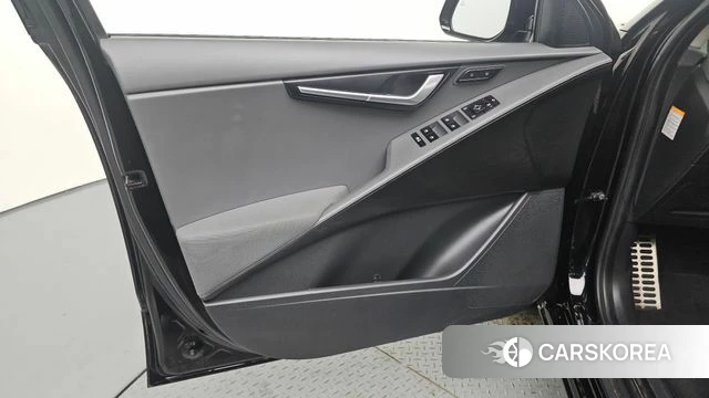 Kia Di Ol Nu Niro id 4666151 из Кореи 16