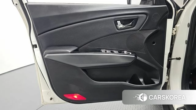 Ssangyong Tivoli Armor id 4672856 из Кореи 16