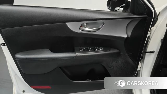 Kia The New K3 2nd generation id 4293753 из Кореи 16