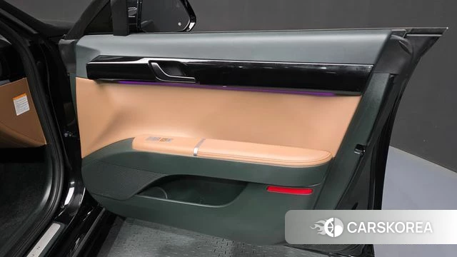 Hyundai Grandeur Hybrid (GN7) id 4408507 из Кореи 16