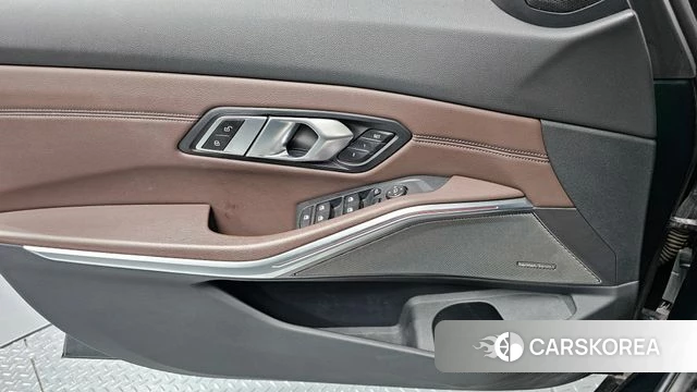 BMW 3 Series (G20) id 4203103 из Кореи 16