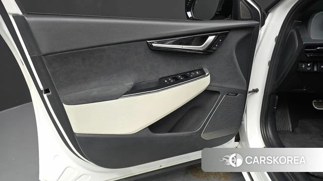 Kia EV6 id 4195648 из Кореи 16