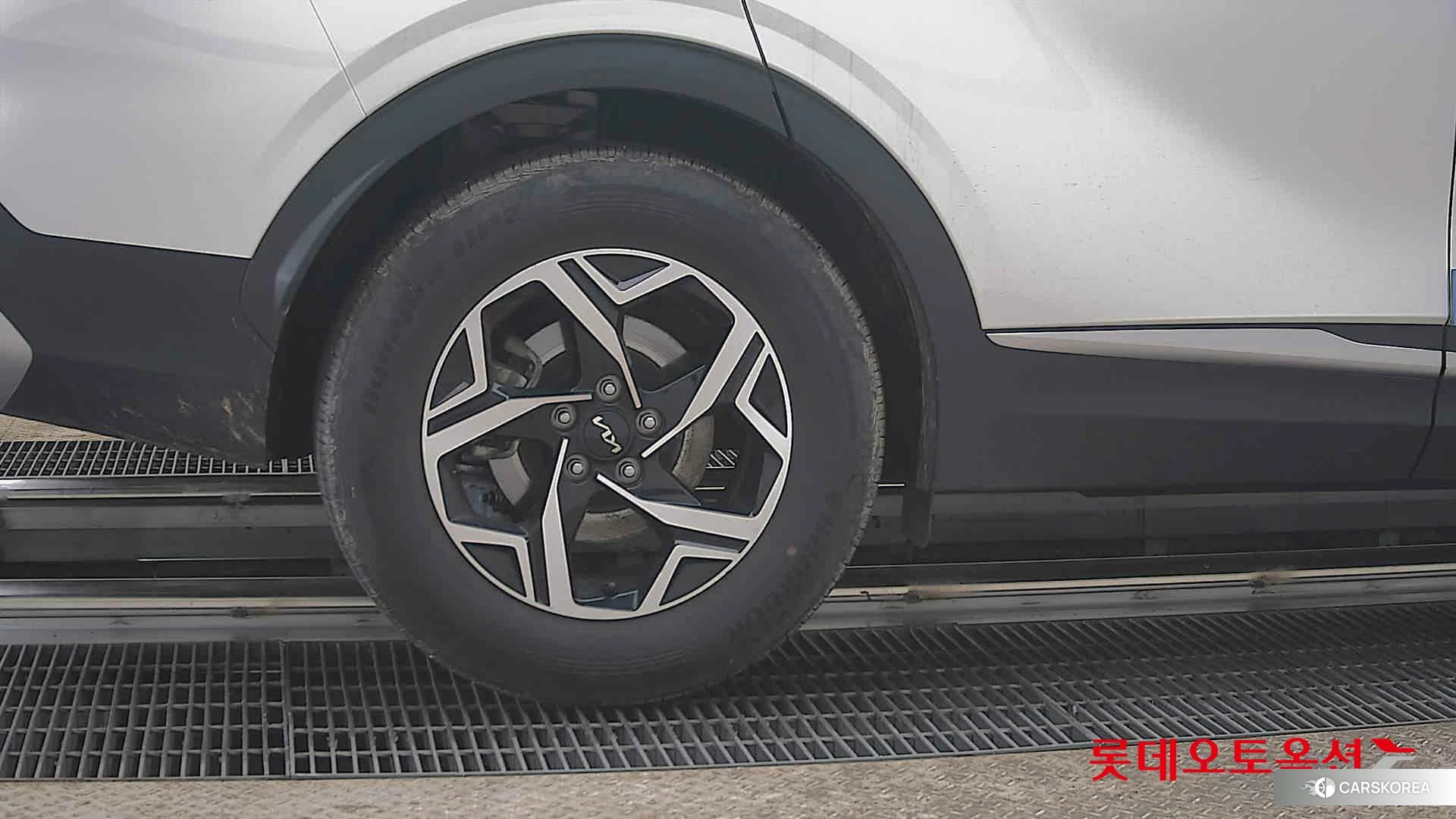 Kia Sportage id 3869385 из Кореи 16