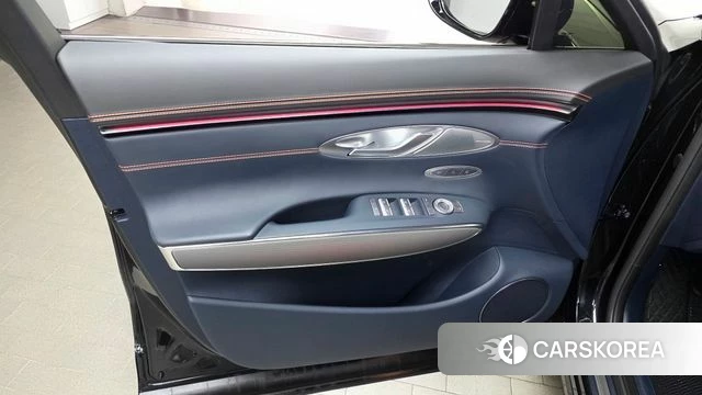 Genesis GV70 id 4279869 из Кореи 16