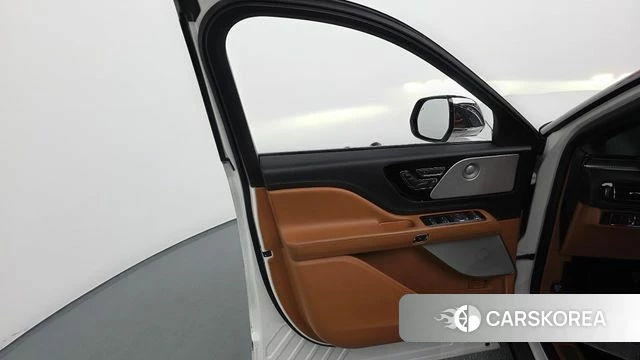 Lincoln Aviator 2nd generation id 4542559 из Кореи 16