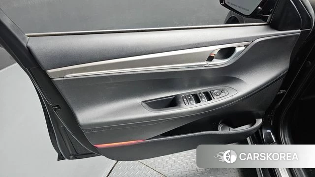 Hyundai The New Grandeur IG Hybrid id 4855705 из Кореи 16