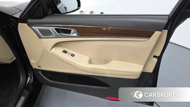 Genesis G80 id 4610492 из Кореи 16