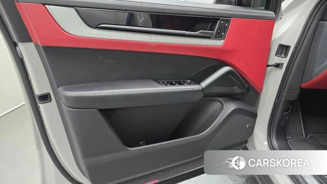 Porsche Cayenne (PO536) id 4480233 из Кореи 16