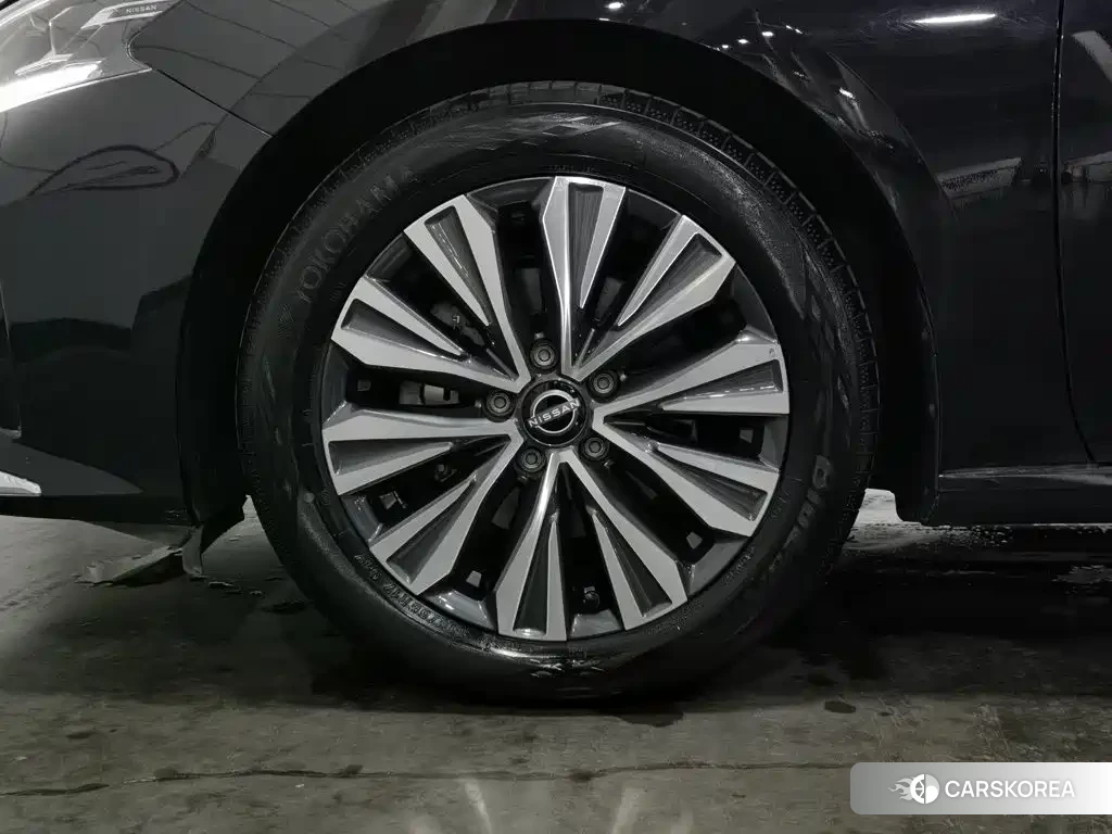 Nissan Altima id 4644491 из Китая 16