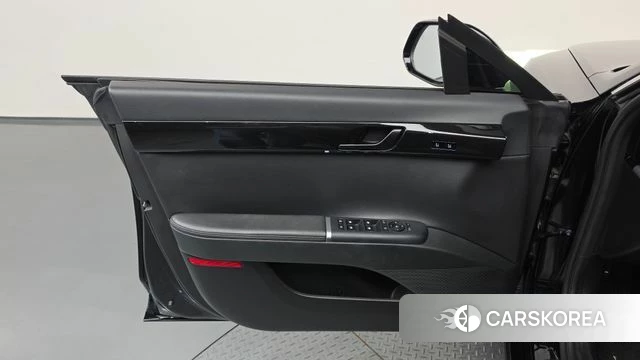 Hyundai Grandeur Hybrid (GN7) id 4935585 из Кореи 16