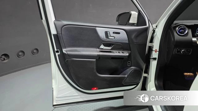 Mercedes-Benz GLB-Class X247 id 4697984 из Кореи 16