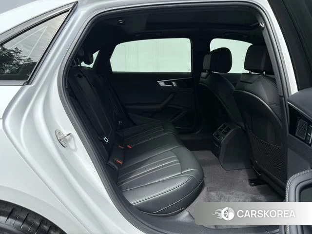 Audi A4L id 4261739 из Китая 16