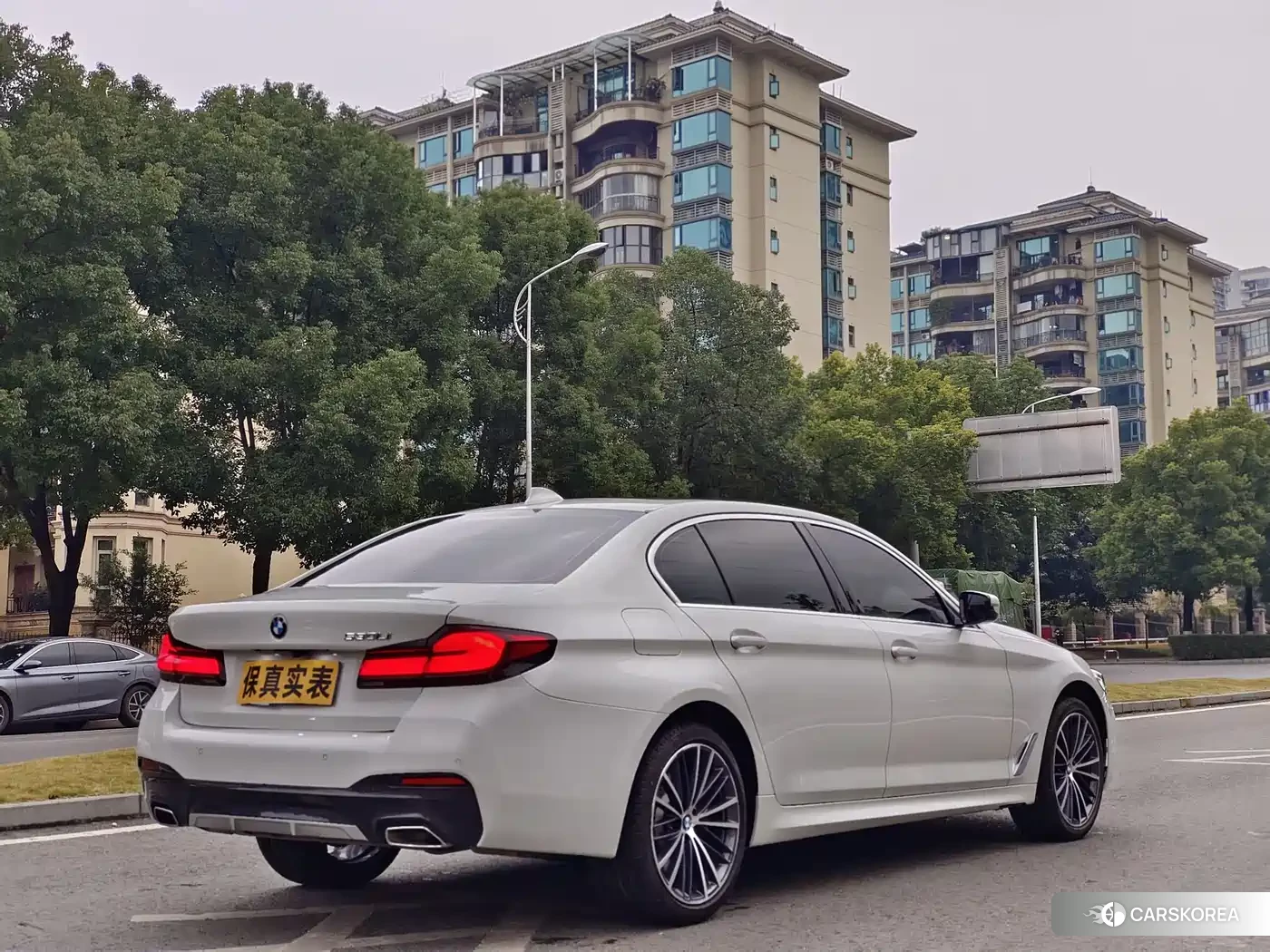 BMW 5 series id 4577844 из Китая 16