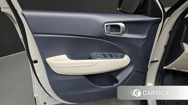 Hyundai Venue id 4612506 из Кореи 16