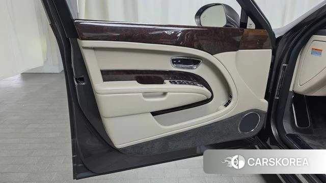 Bentley Mulshan id 4372013 из Кореи 16