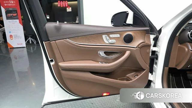 Mercedes-Benz E-Class W213 id 4424638 из Кореи 16
