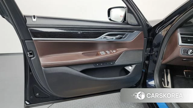 BMW 7 Series (G11) id 4310840 из Кореи 16