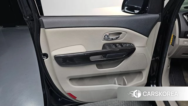 Kia The New Carnival id 4703335 из Кореи 16