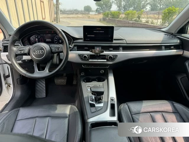 Audi A4L id 4253504 из Китая 16