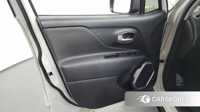 Jeep Renegade id 4542542 из Кореи 16
