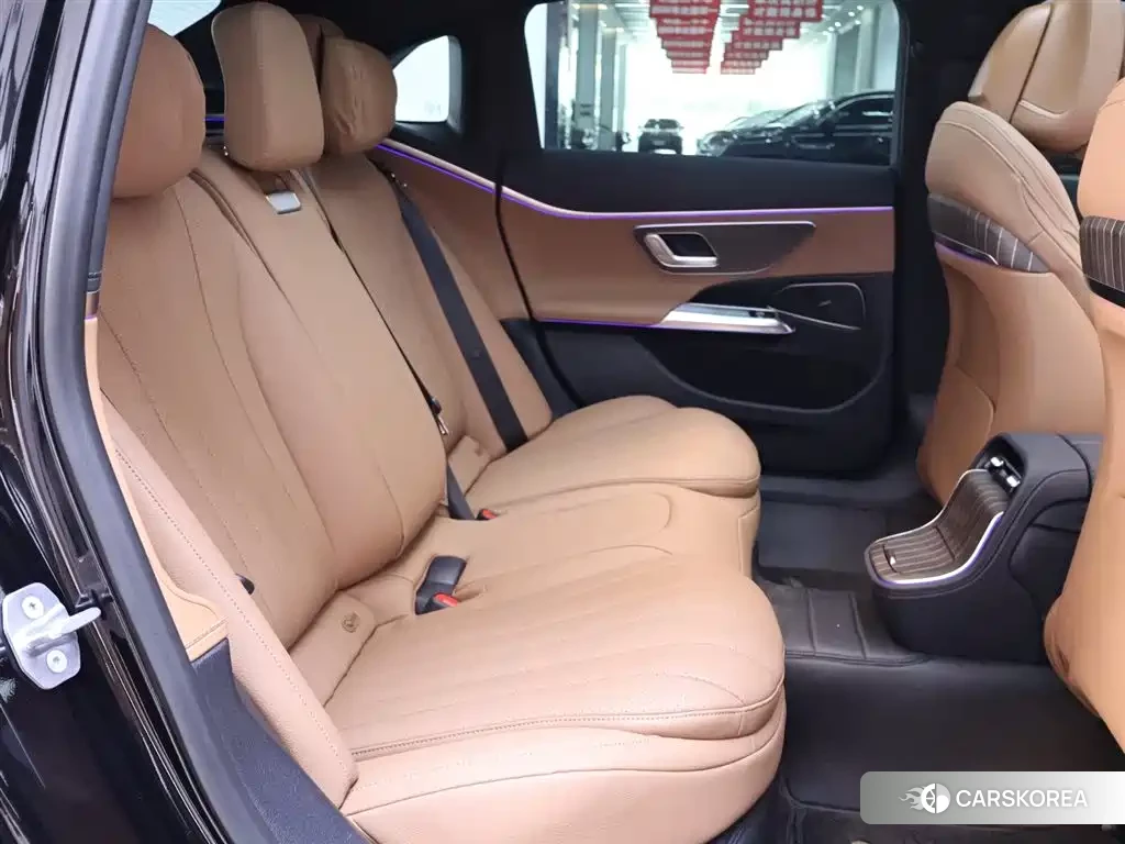 Mercedes-Benz E-Class id 4570563 из Китая 16
