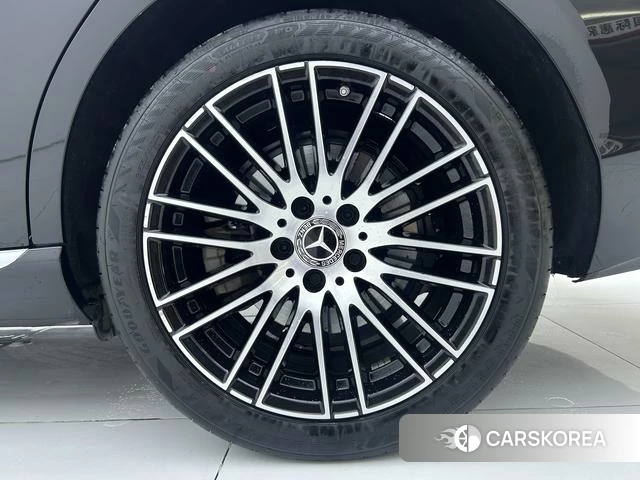 Mercedes-Benz Class C id 4348925 из Китая 16
