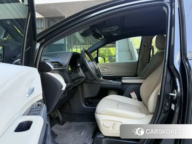Toyota Saina id 4272887 из Китая 16