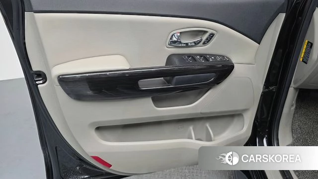 Kia The New Carnival id 4615110 из Кореи 16
