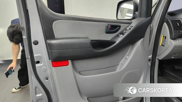 Hyundai The New Grand Starex id 4477647 из Кореи 16