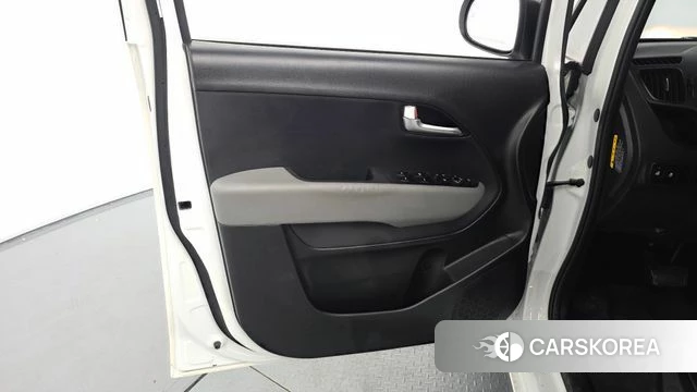 Kia The New Kia Ray EV id 4681909 из Кореи 16