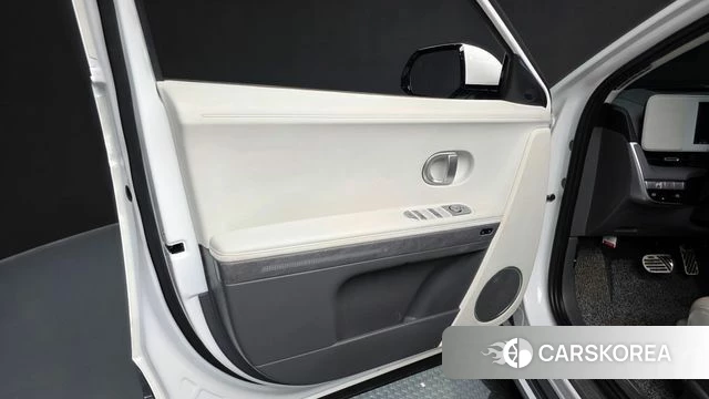 Hyundai Ionic 5 id 4389035 из Кореи 16