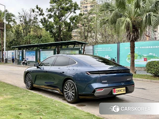 Geely Galaxy Galaxy Sparkle 8 PHEV id 3957667 из Китая 16